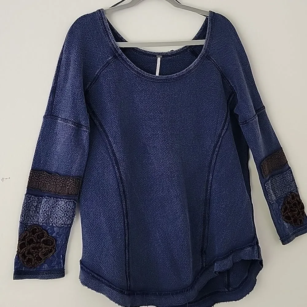 Free People You Dont Own Me Navy Embroidered Oversized Long Sleeves Tunic Top M - Picture 8 of 11